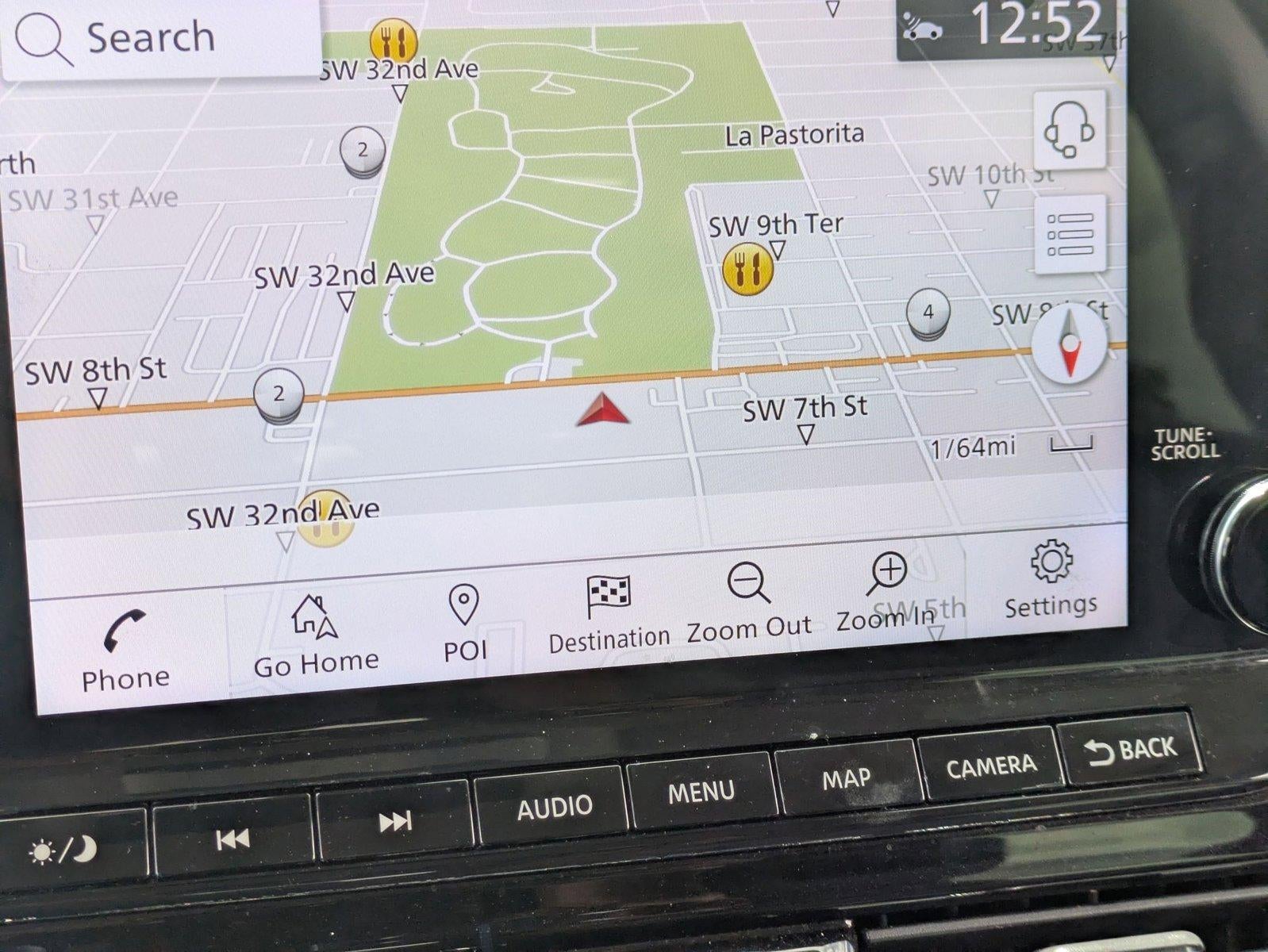 2023 Nissan Pathfinder SL 2WD