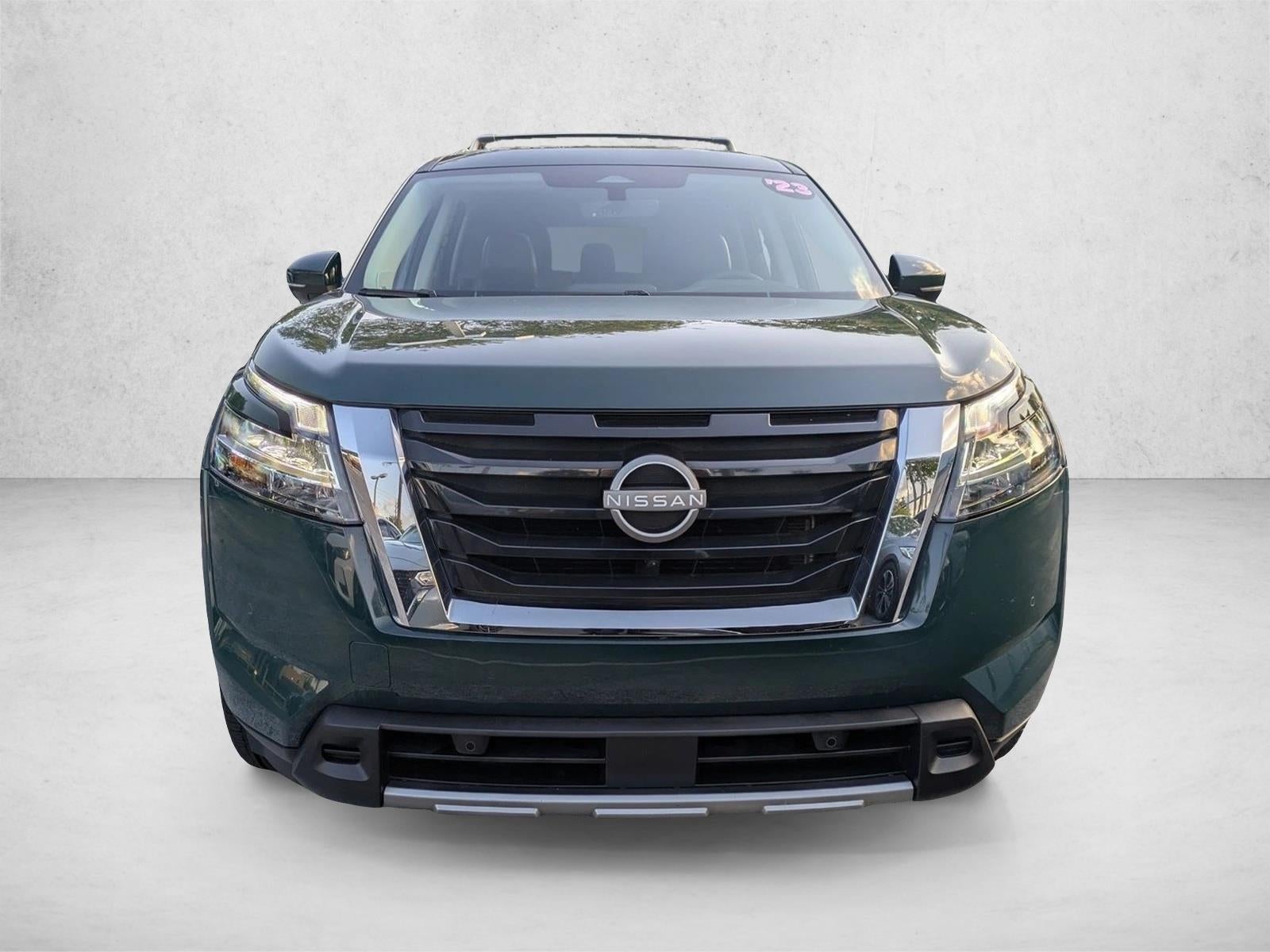 2023 Nissan Pathfinder SL 2WD