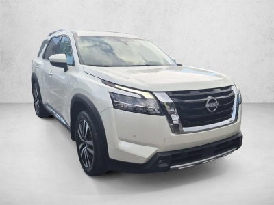 2024 Nissan Pathfinder Platinum 2WD
