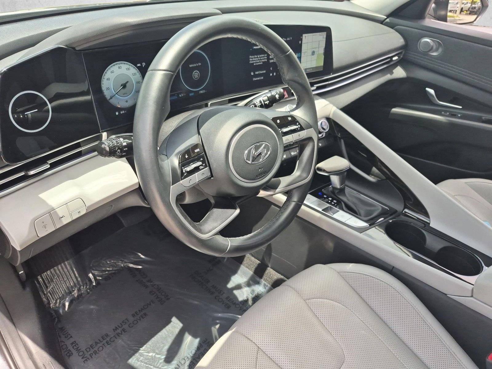2023 Hyundai ELANTRA Limited IVT