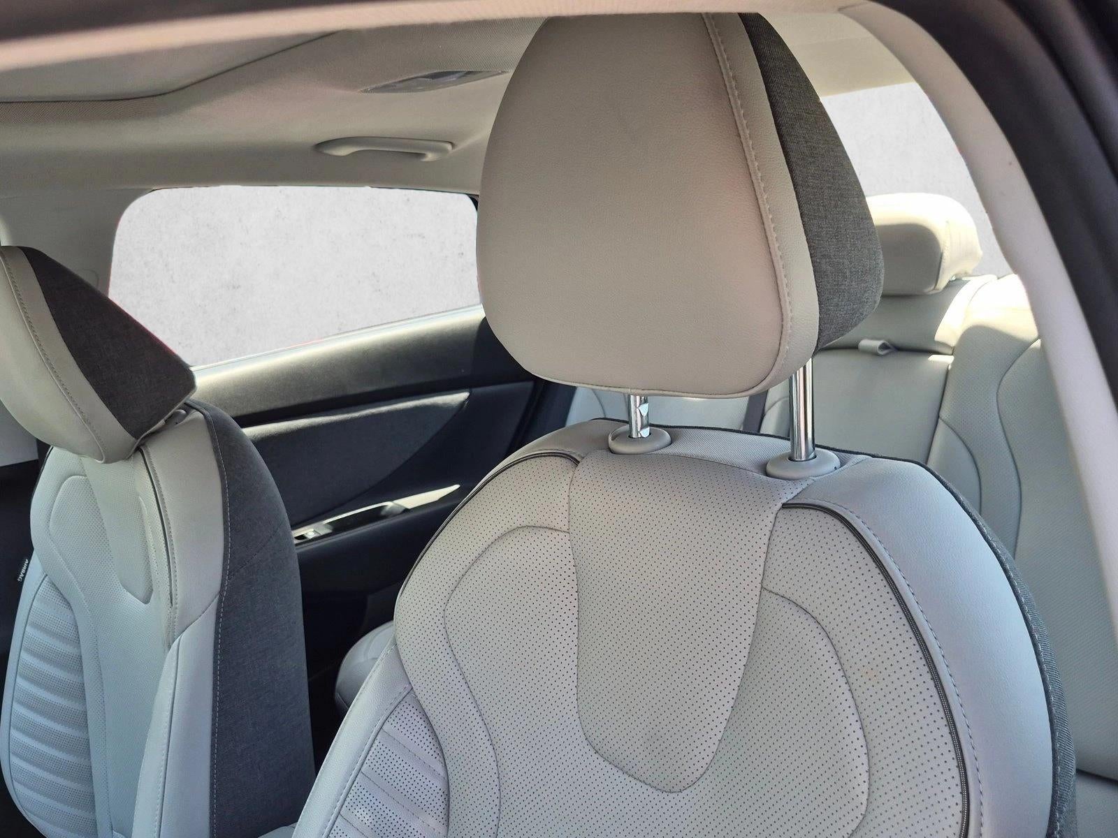 2023 Hyundai ELANTRA Limited IVT