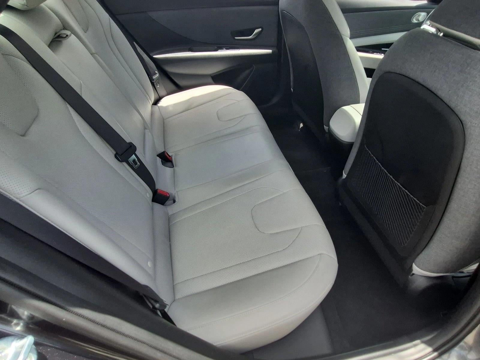 2023 Hyundai ELANTRA Limited IVT
