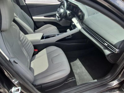 2023 Hyundai ELANTRA Limited IVT