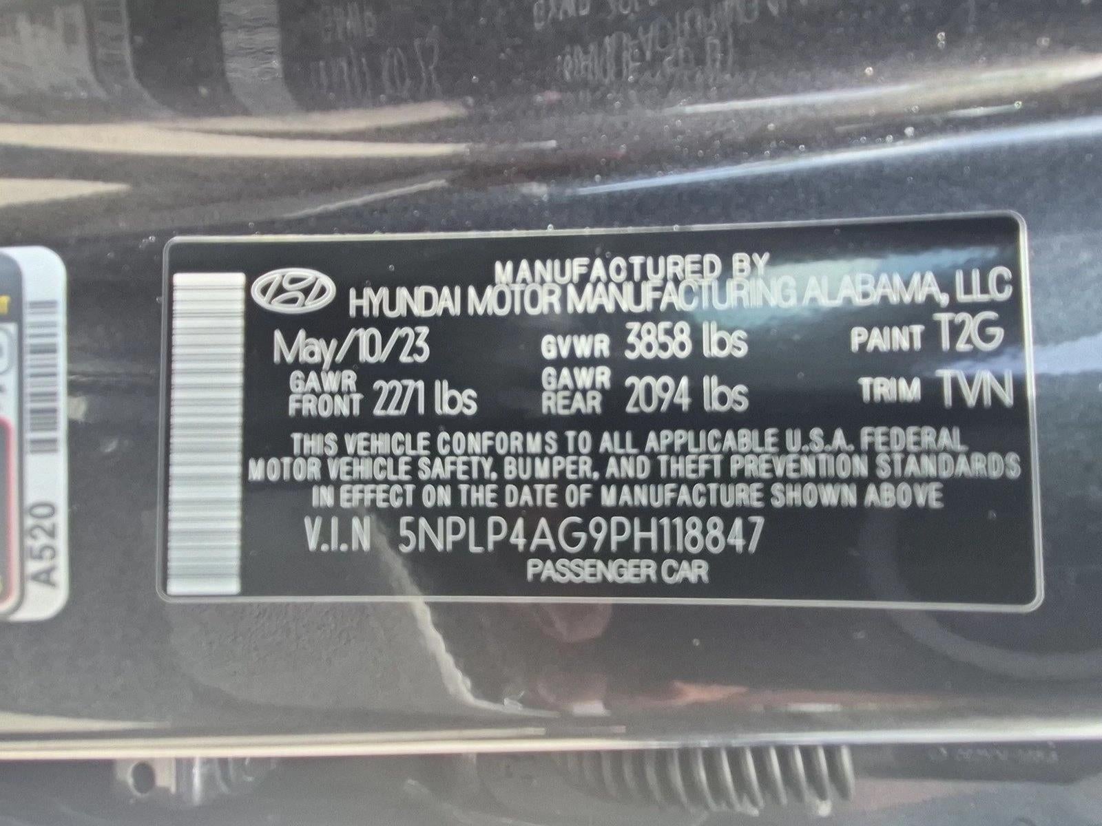 2023 Hyundai ELANTRA Limited IVT