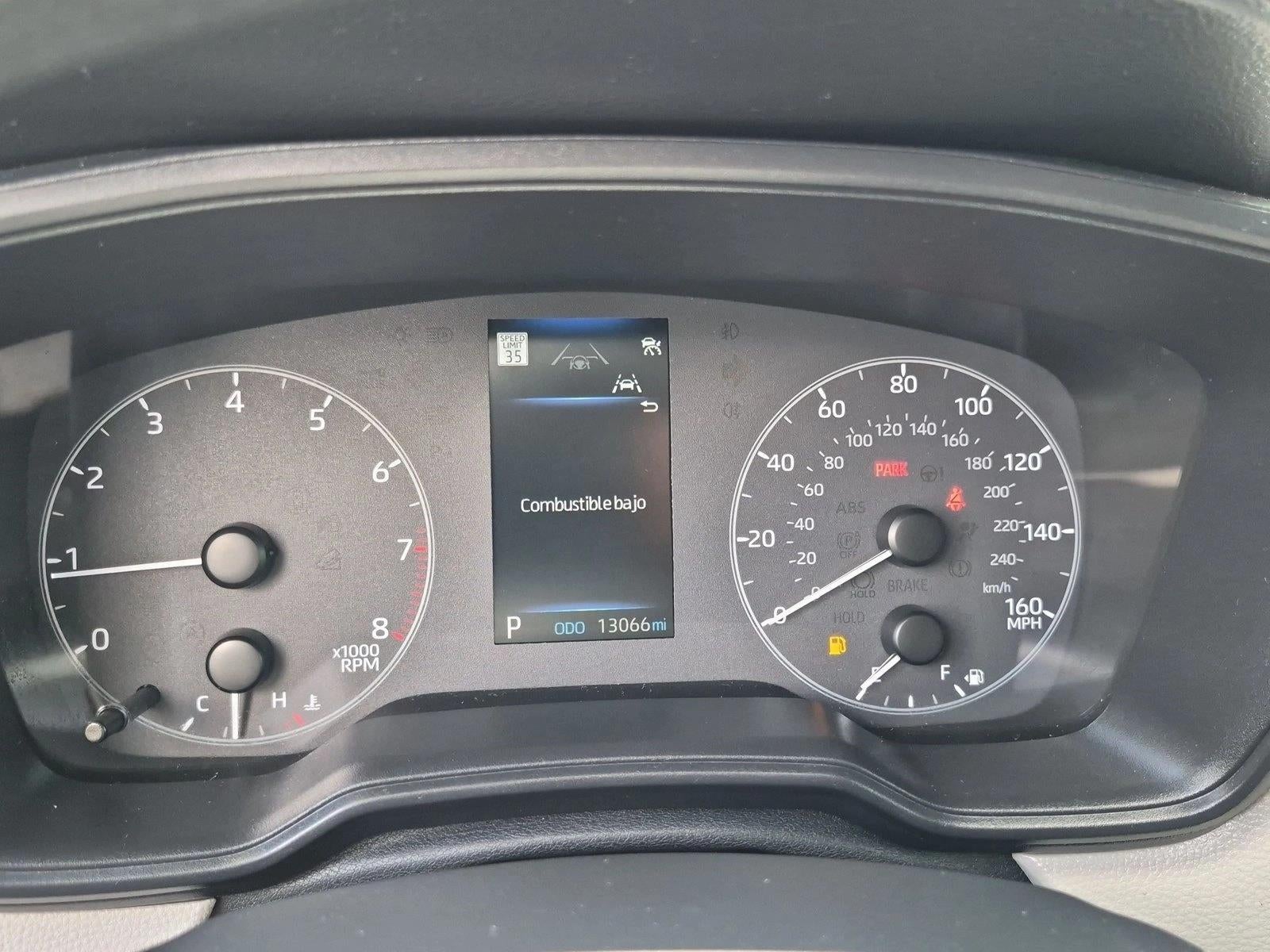 2024 Toyota Corolla Cross L 2WD (Natl)
