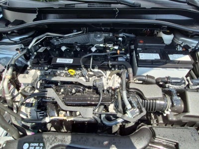 2024 Toyota Corolla Cross L 2WD (Natl)