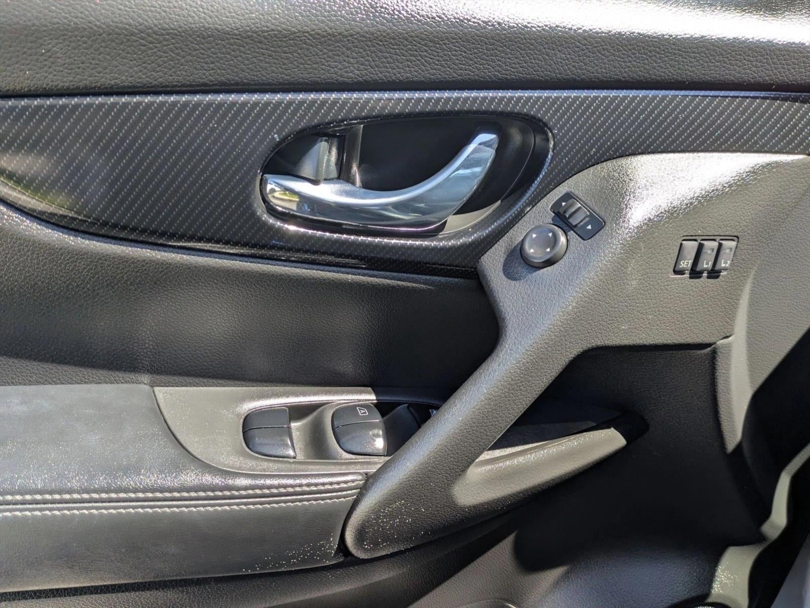 2018 Nissan Rogue FWD SL