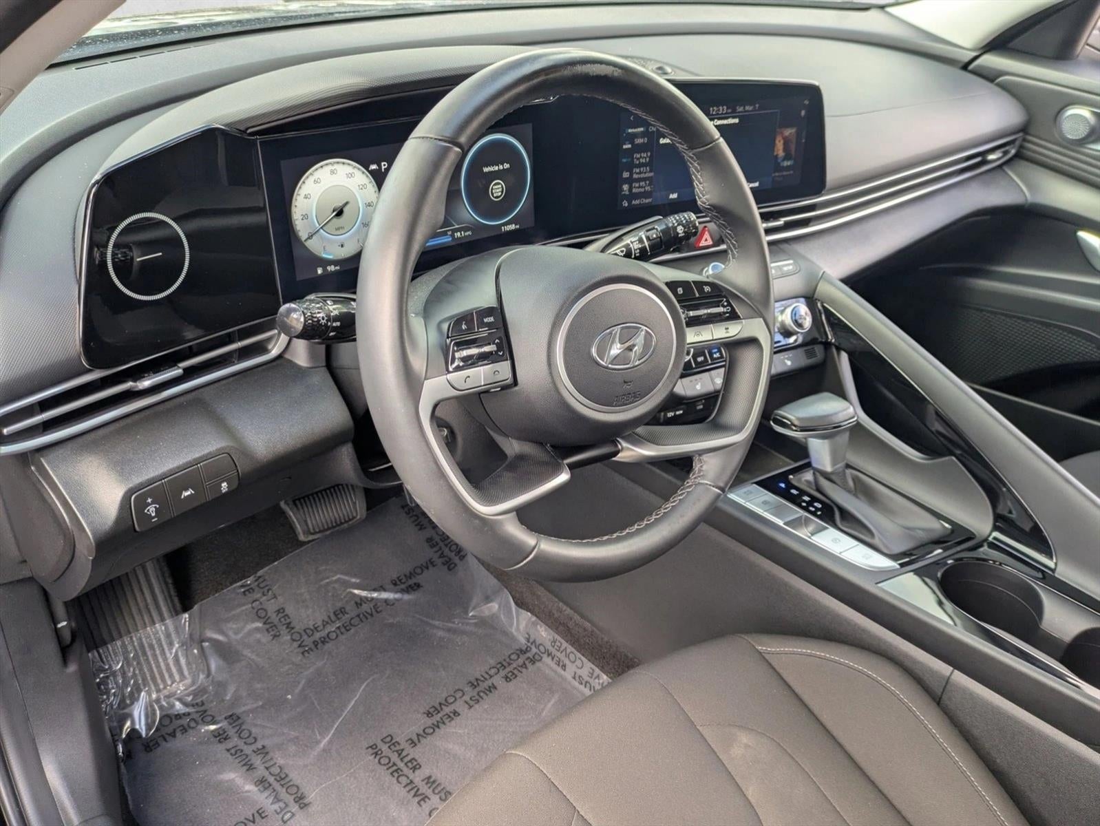 2023 Hyundai ELANTRA SEL IVT