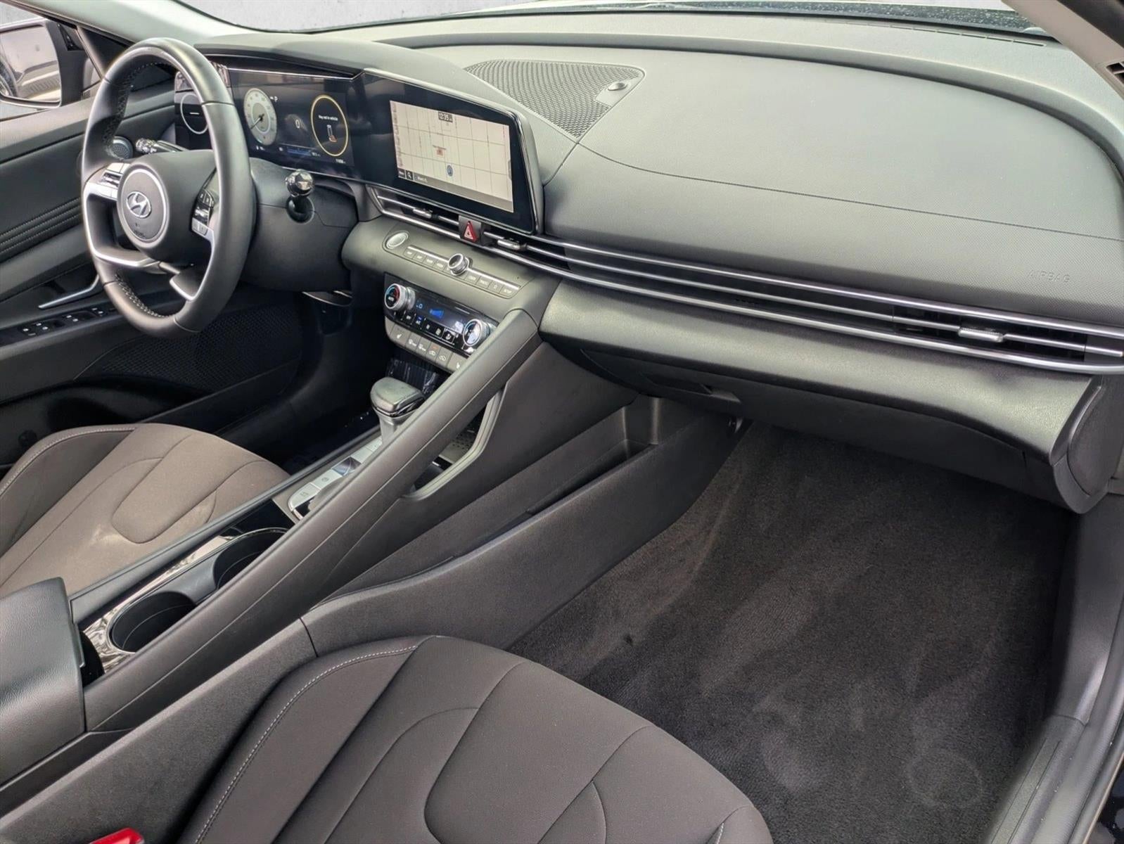 2023 Hyundai ELANTRA SEL IVT