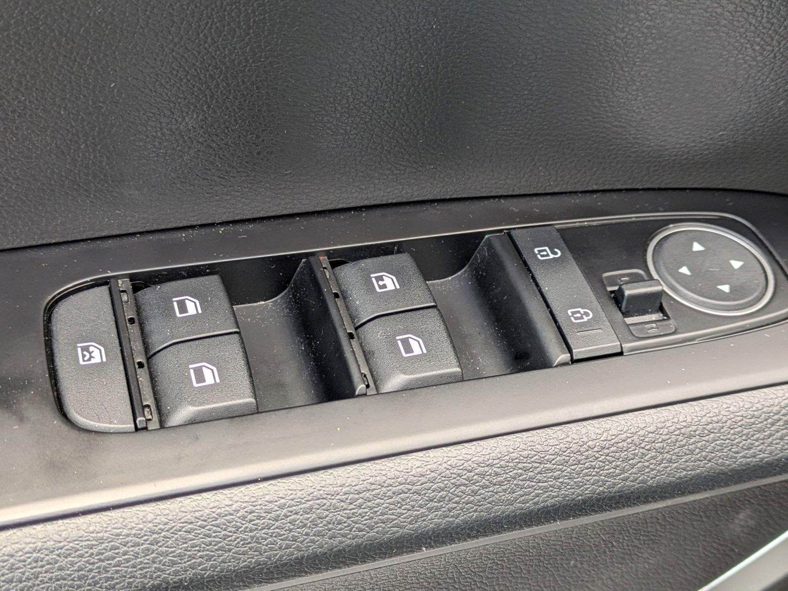 2023 Kia Soul LX IVT