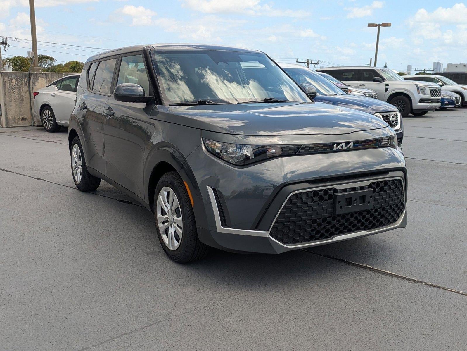2023 Kia Soul LX IVT