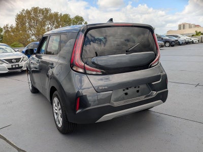 2023 Kia Soul LX IVT
