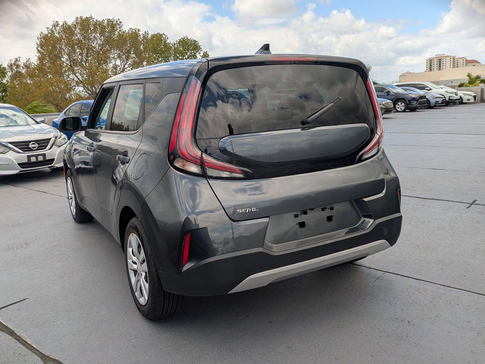 2023 Kia Soul LX IVT
