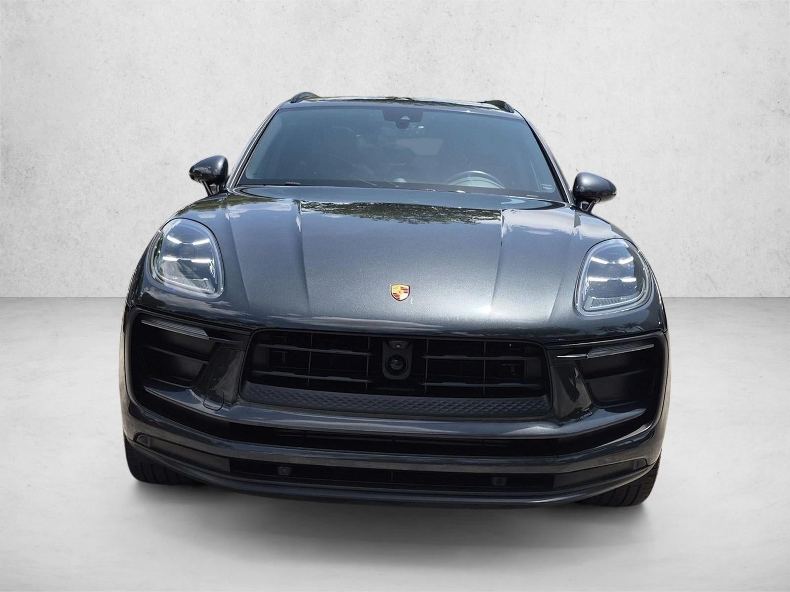 2023 Porsche Macan AWD