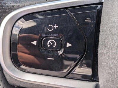 2019 Volvo XC90 T6 AWD R-Design