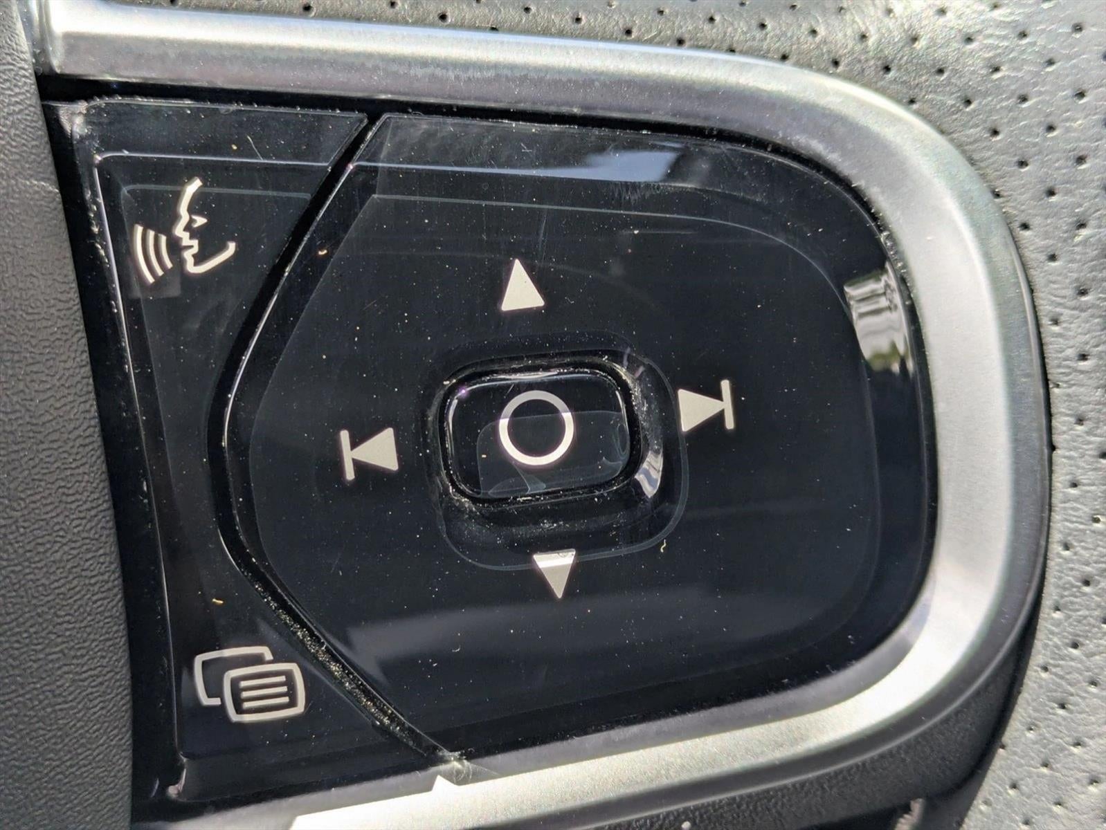 2019 Volvo XC90 T6 AWD R-Design