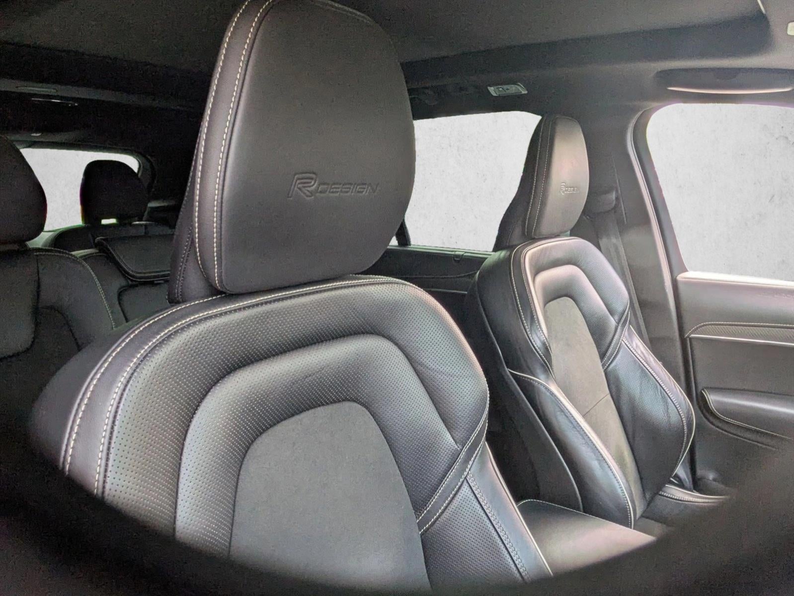 2019 Volvo XC90 T6 AWD R-Design
