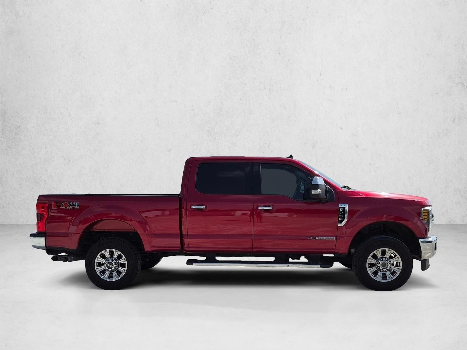 2019 Ford Super Duty F-250 SRW XLT 4WD Crew Cab 6.75' Box