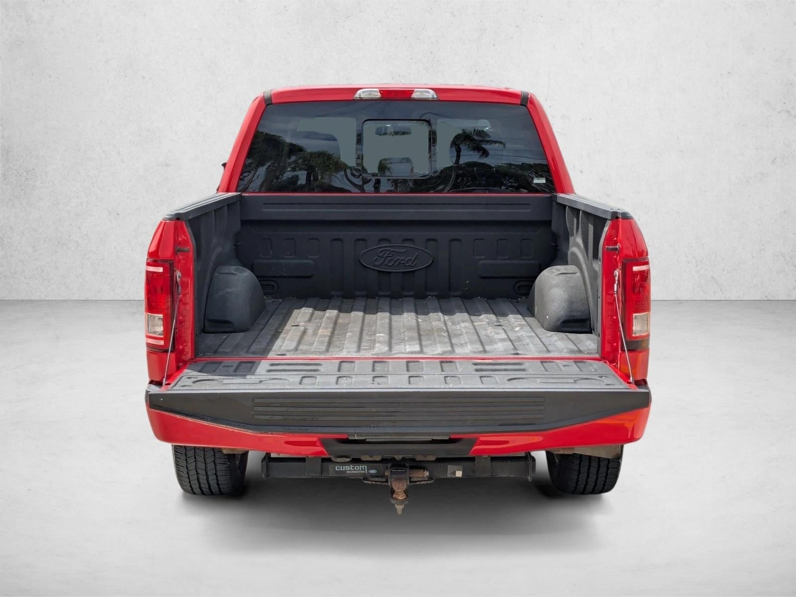 2017 Ford F-150 XL 2WD SuperCrew 5.5' Box