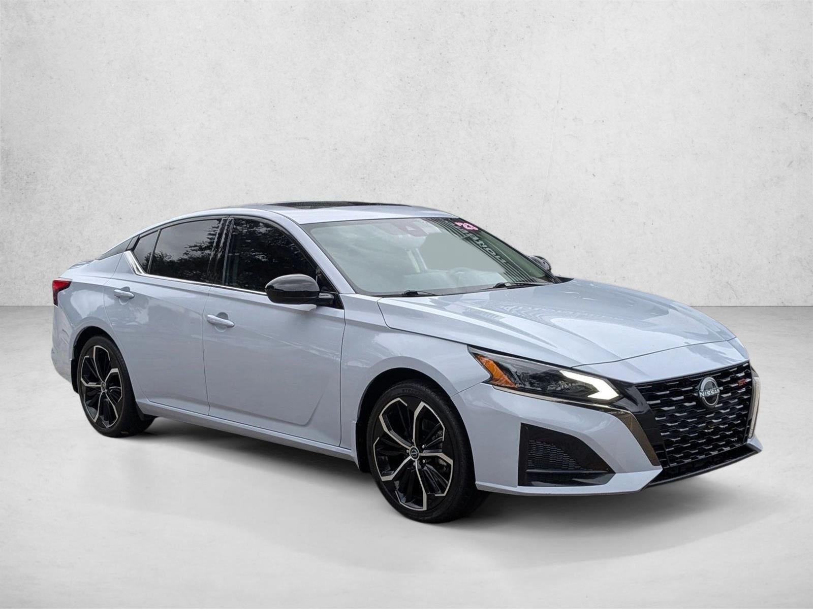 2023 Nissan Altima 2.5 SR Sedan