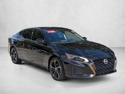 2023 Nissan Altima 2.5 SR Sedan