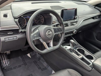 2023 Nissan Altima 2.5 SV Sedan