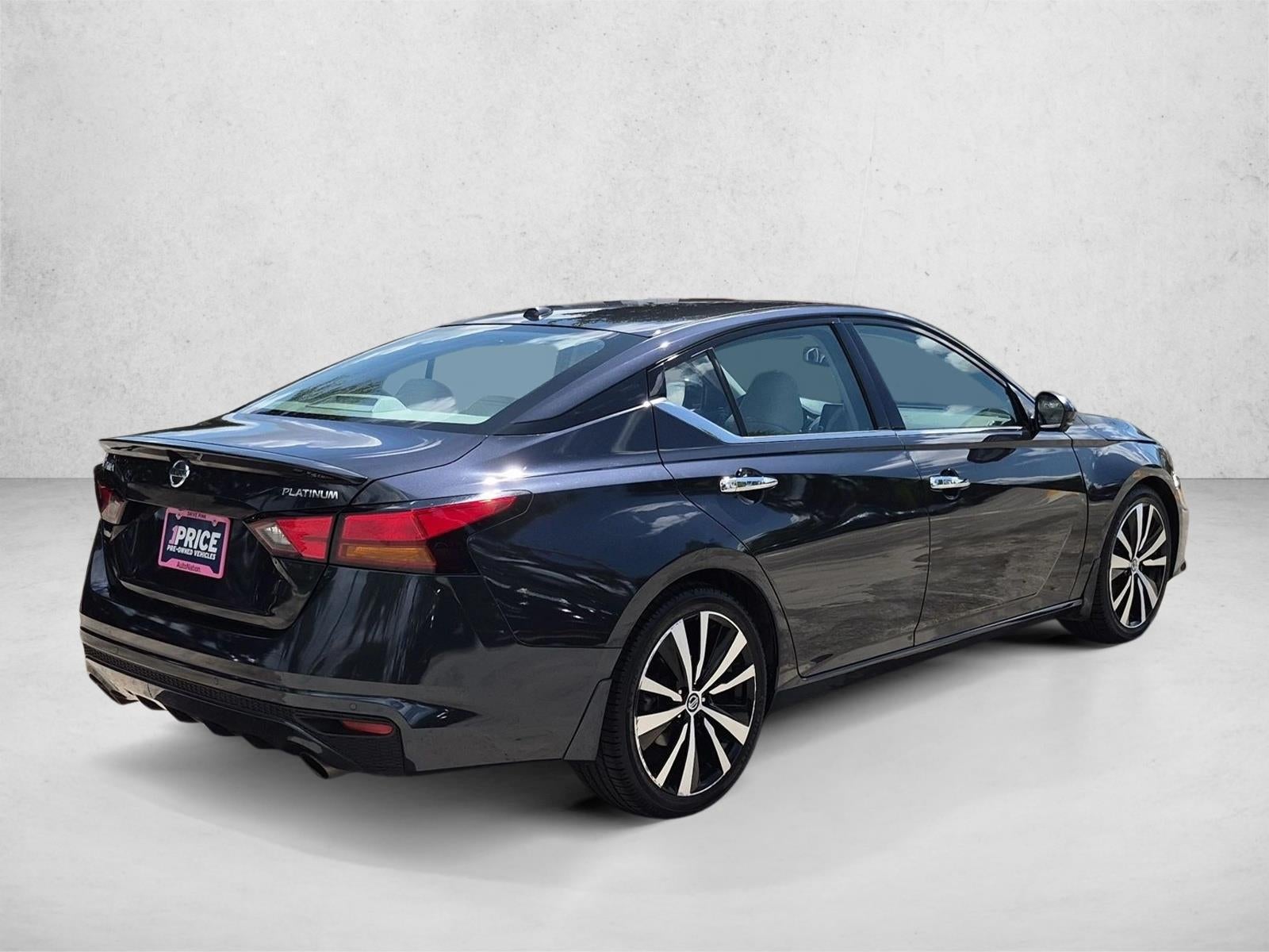 2020 Nissan Altima 2.5 Platinum Sedan
