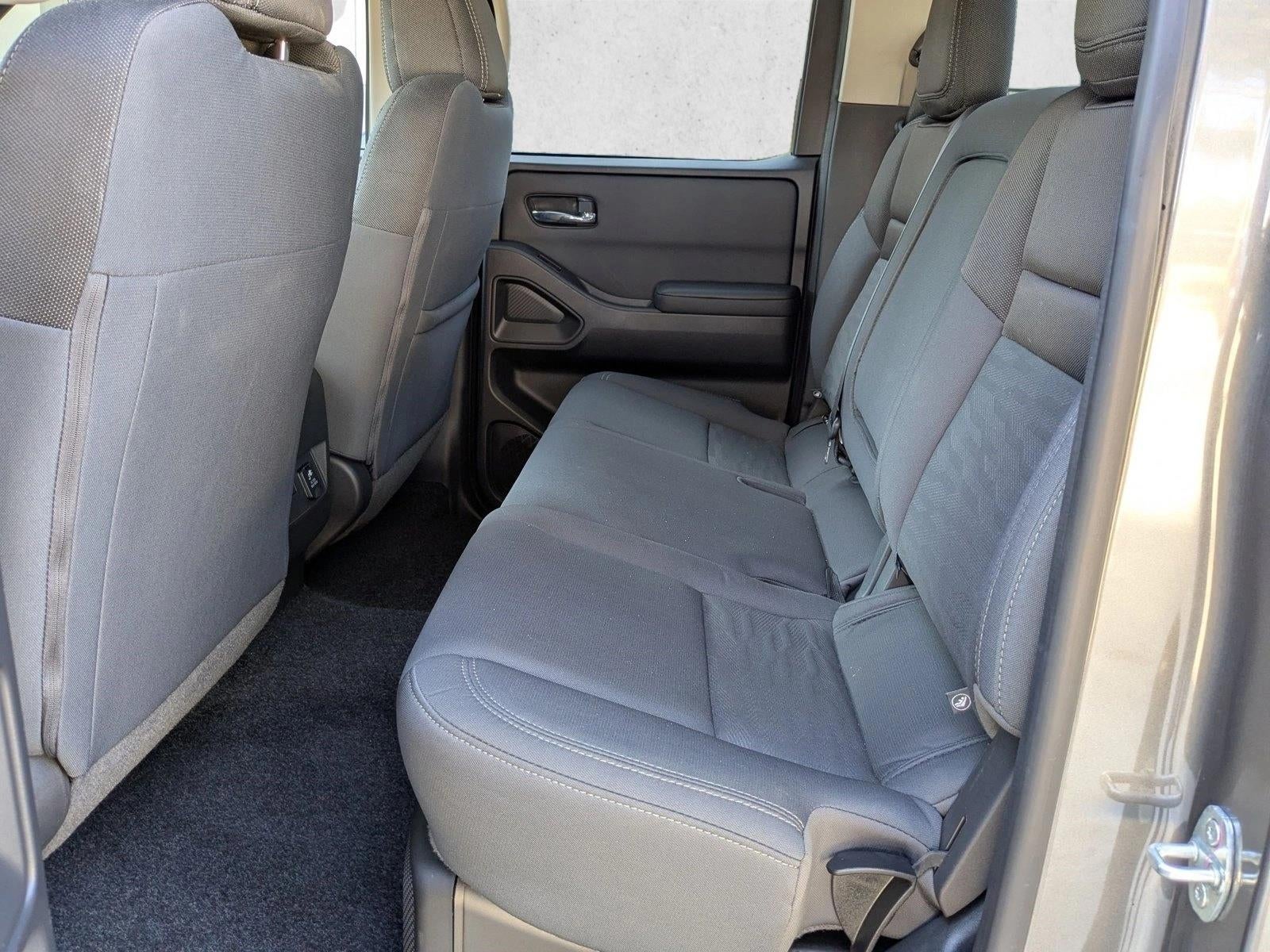 2024 Nissan Frontier Crew Cab 4x2 SV