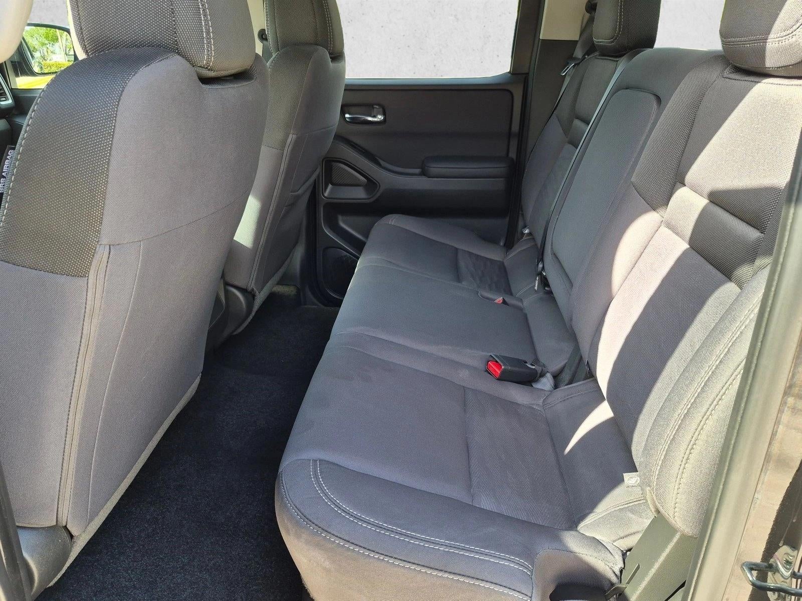 2024 Nissan Frontier Crew Cab 4x2 SV