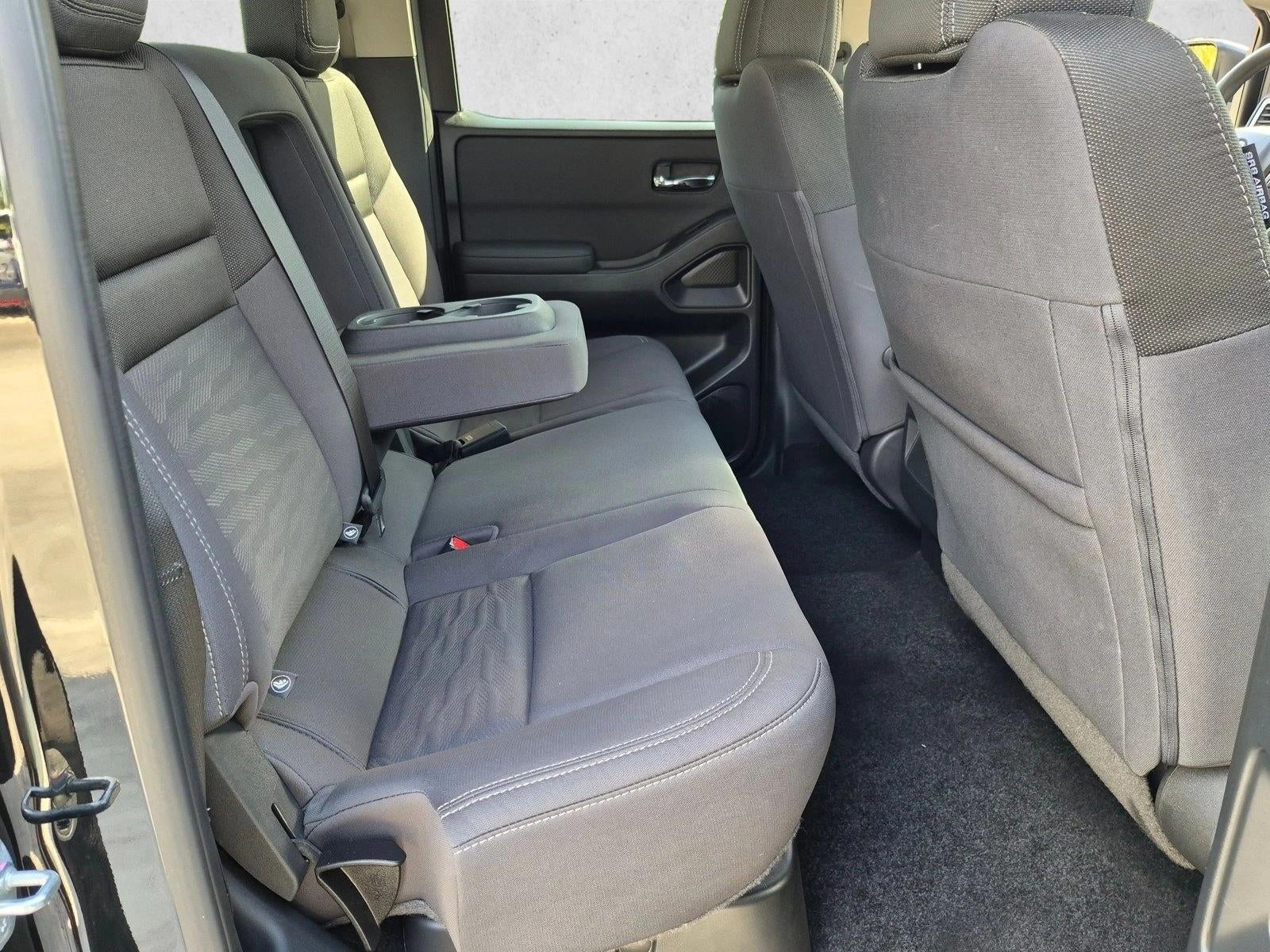 2024 Nissan Frontier Crew Cab 4x2 SV