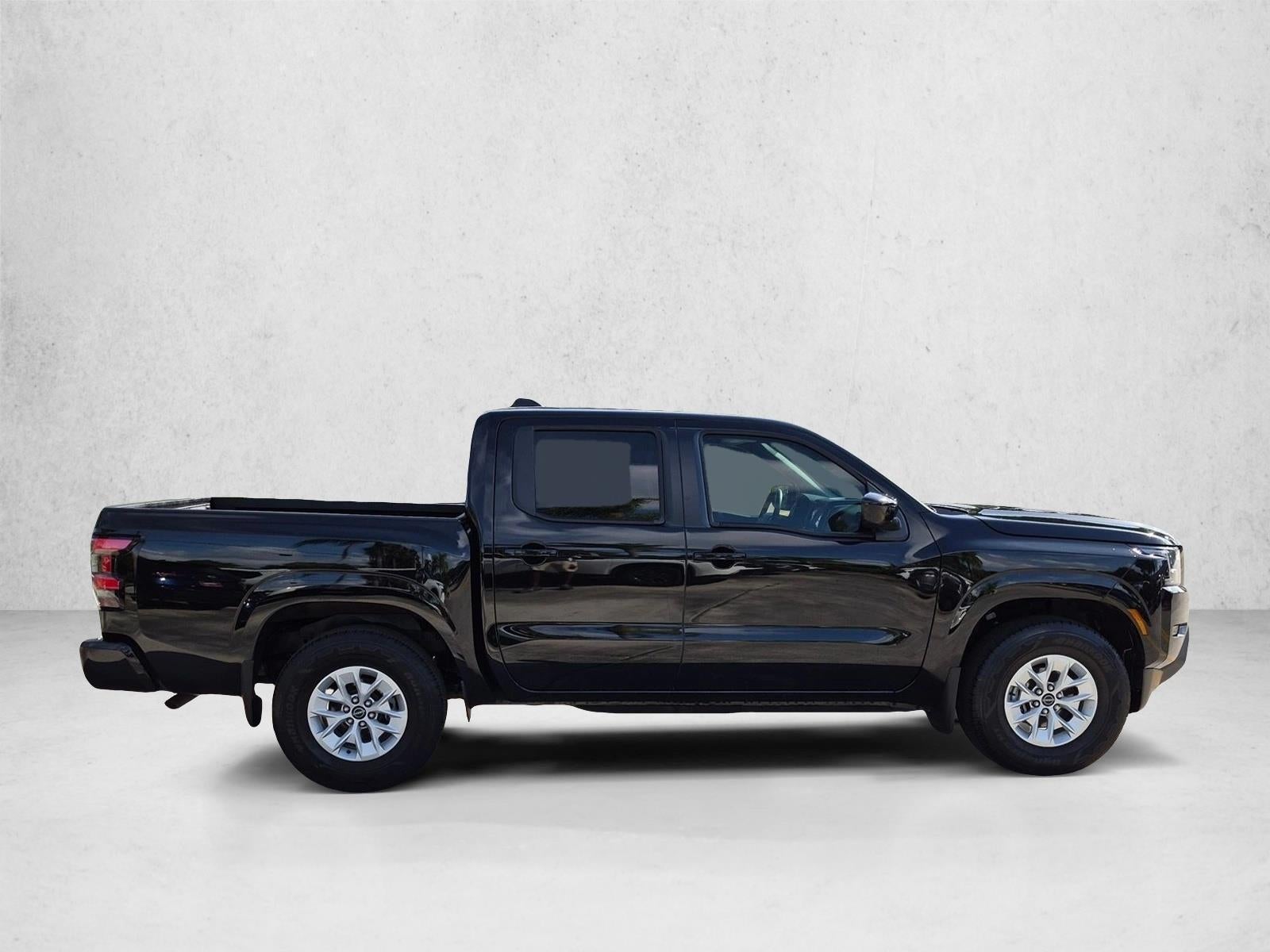 2024 Nissan Frontier Crew Cab 4x2 SV