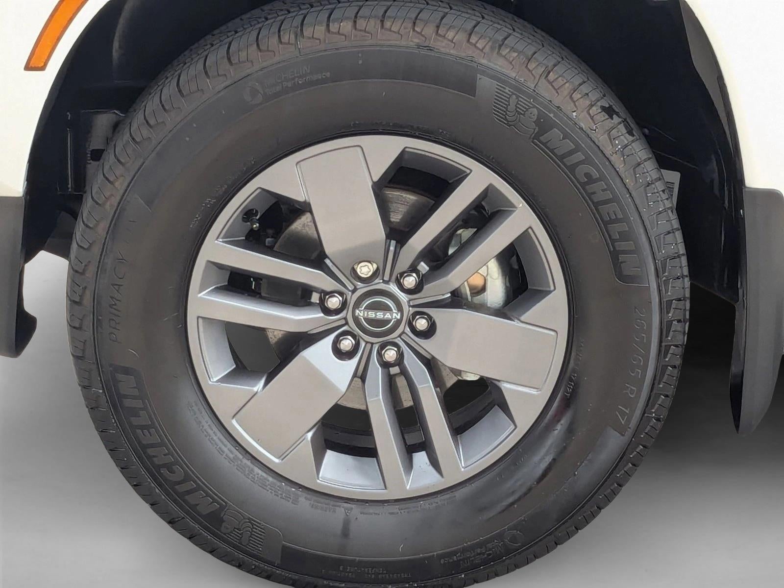 2025 Nissan Frontier Crew Cab 4x2 SV