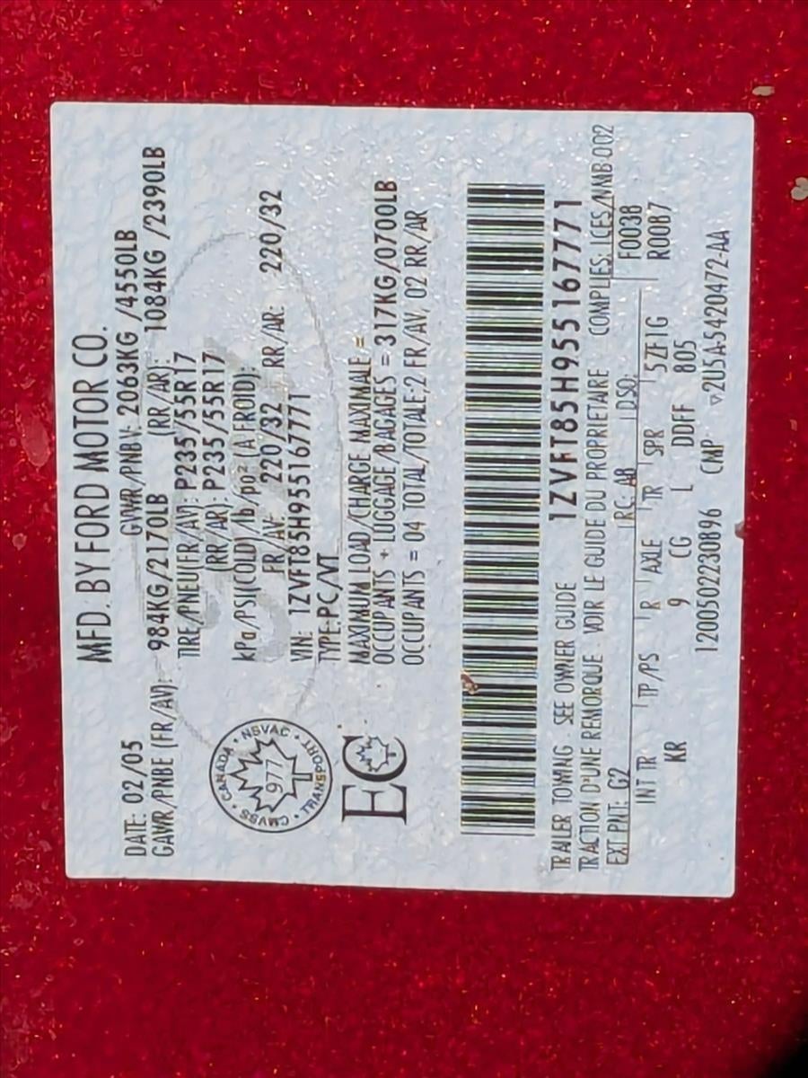 2005 Ford Mustang GT Deluxe