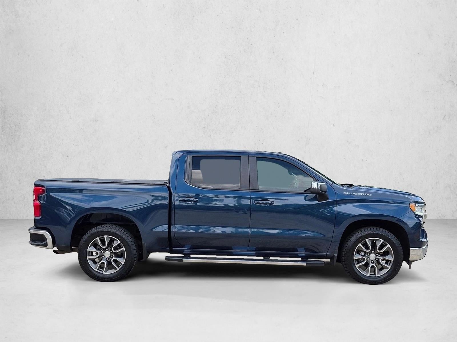 2022 Chevrolet Silverado 1500 Crew Cab Short Box 2-Wheel Drive LT