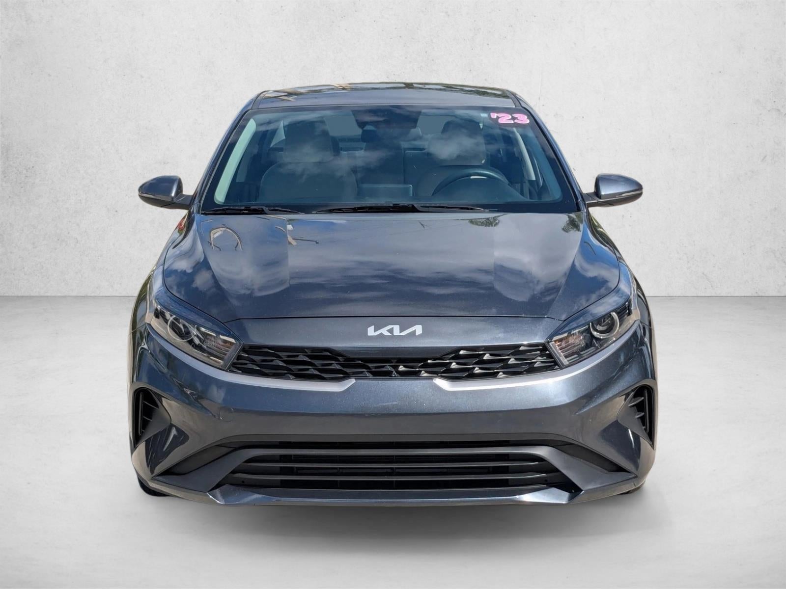 2023 Kia Forte LXS IVT