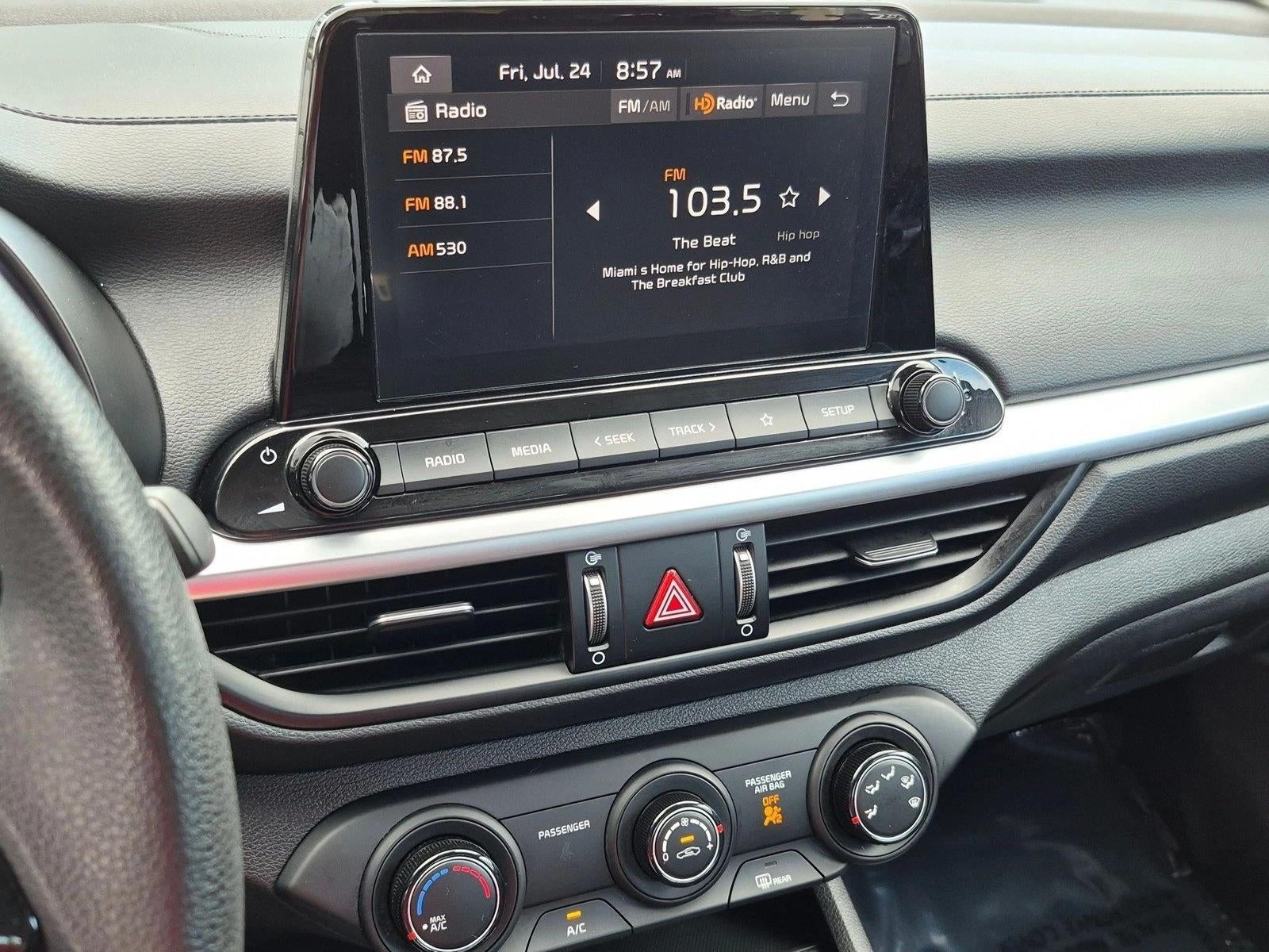 2023 Kia Forte LXS IVT