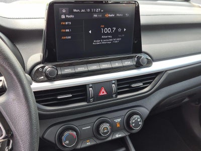 2023 Kia Forte LXS IVT