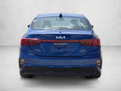 2023 Kia Forte LXS IVT