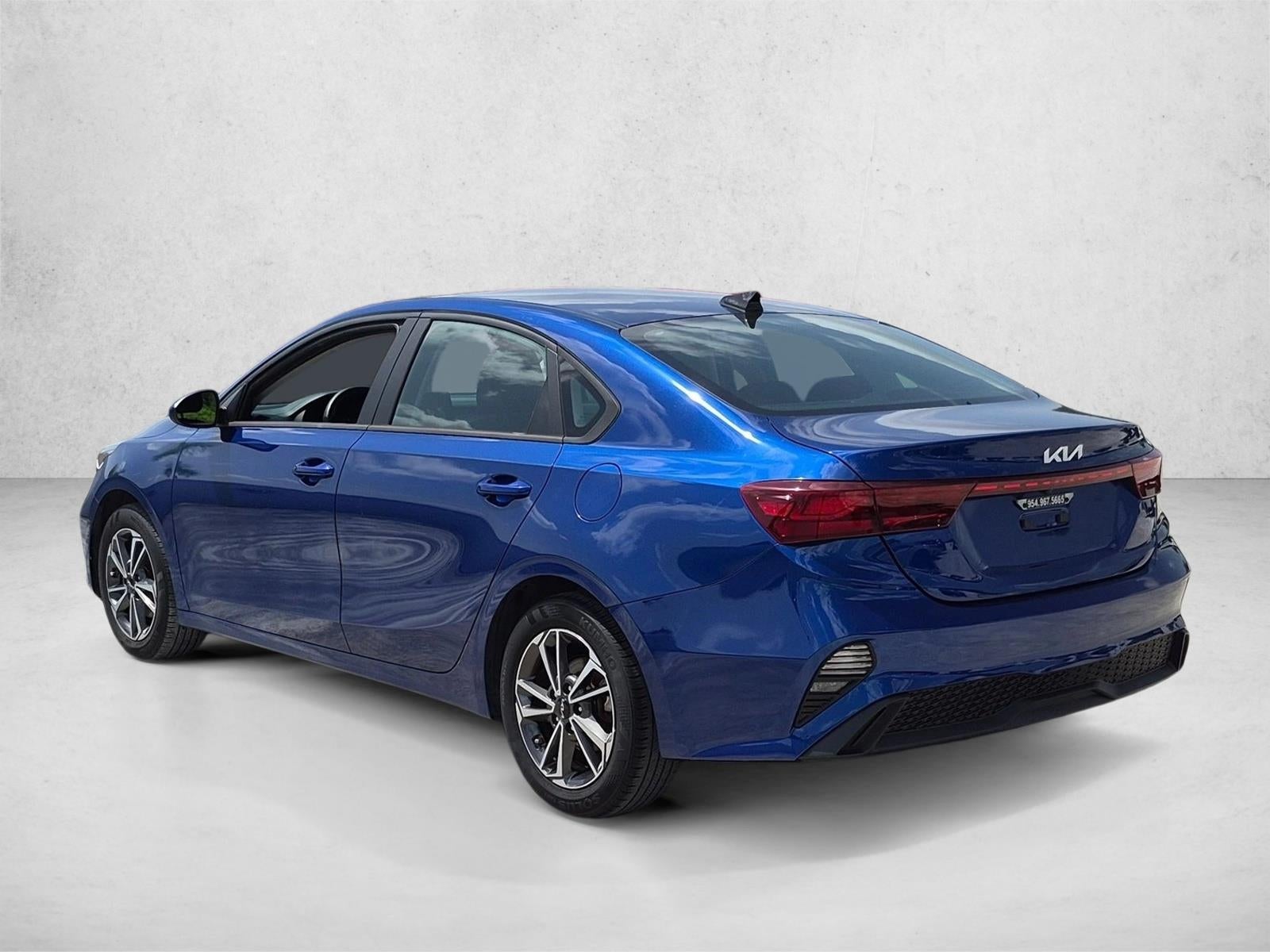 2023 Kia Forte LXS IVT