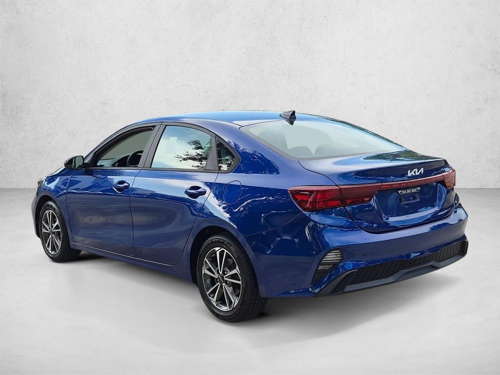 2023 Kia Forte LXS IVT