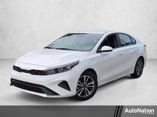 2023 Kia Forte LXS IVT