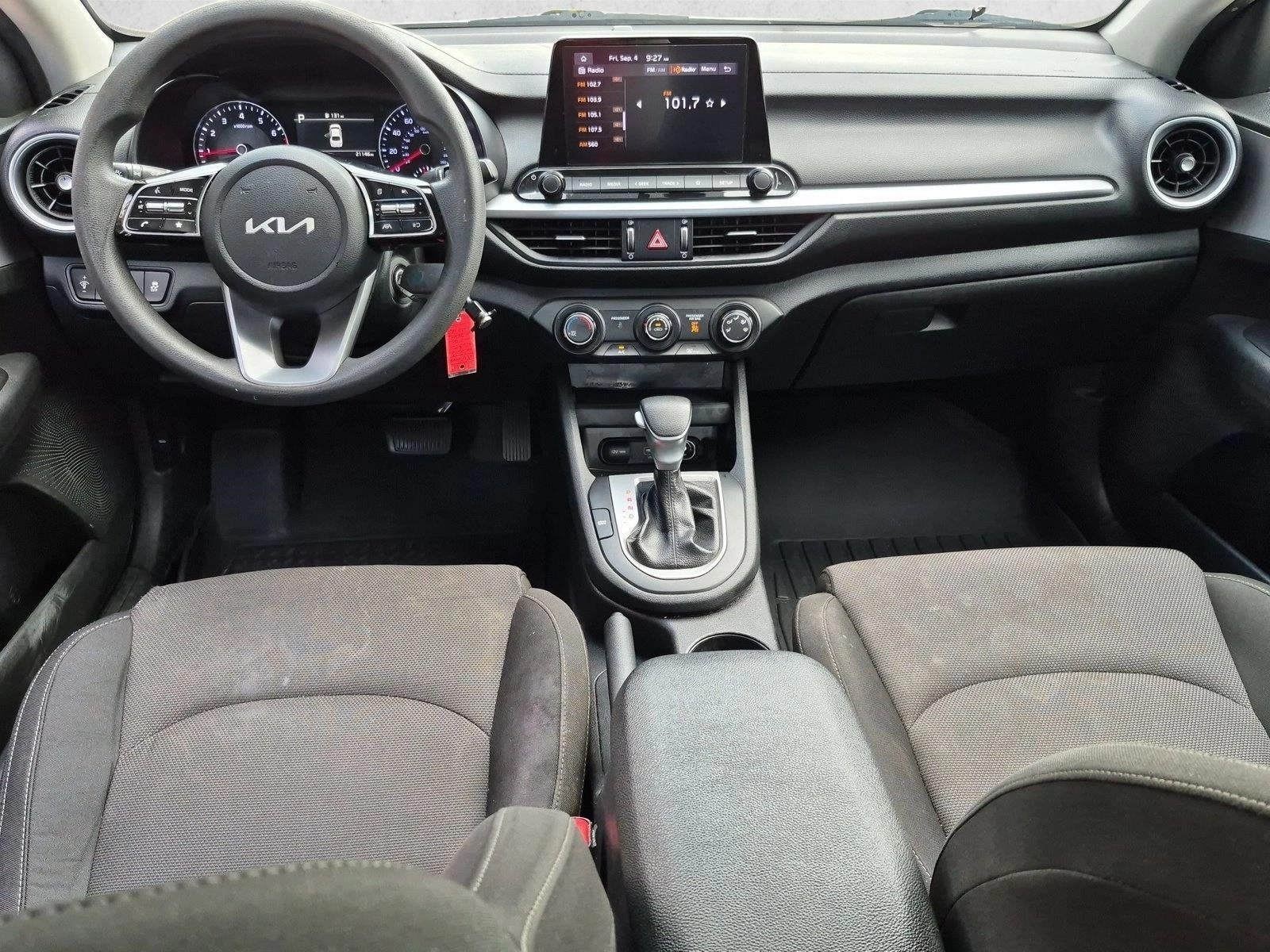 2023 Kia Forte LXS IVT