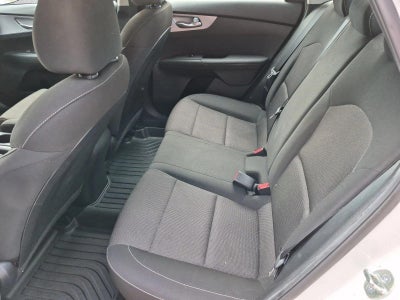 2023 Kia Forte LXS IVT
