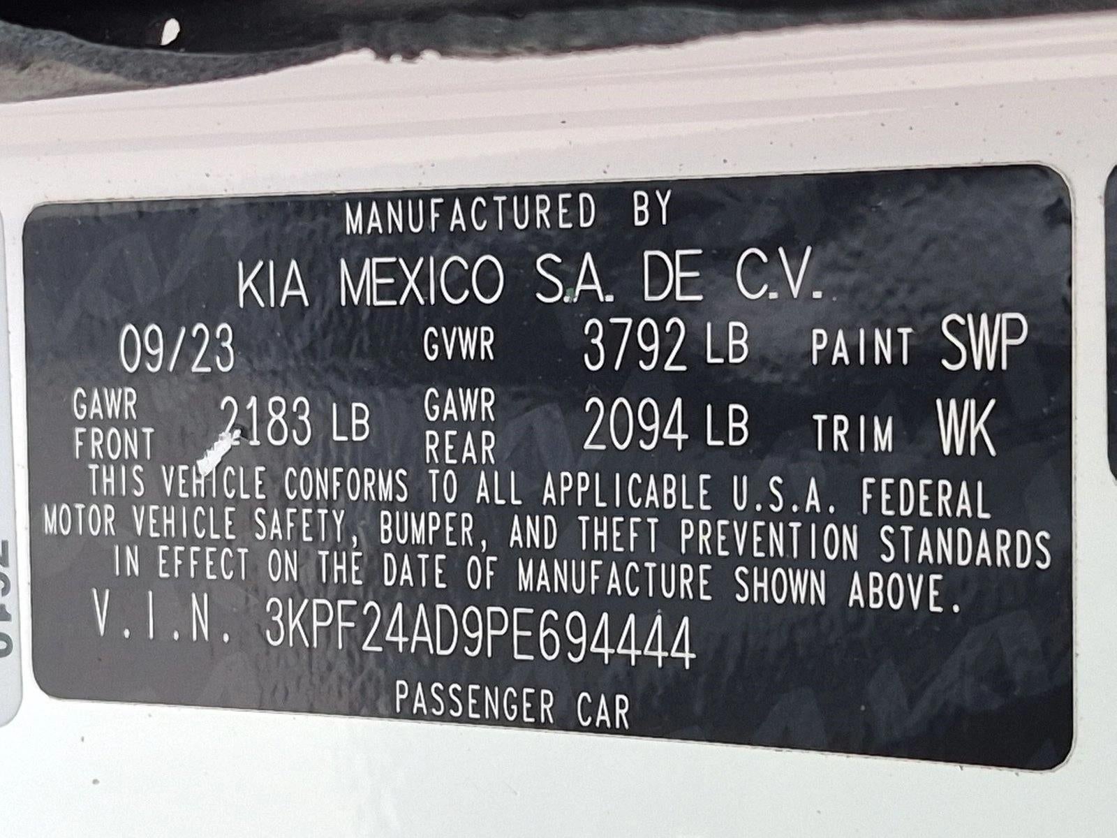 2023 Kia Forte LXS IVT