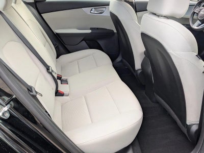 2023 Kia Forte LXS IVT