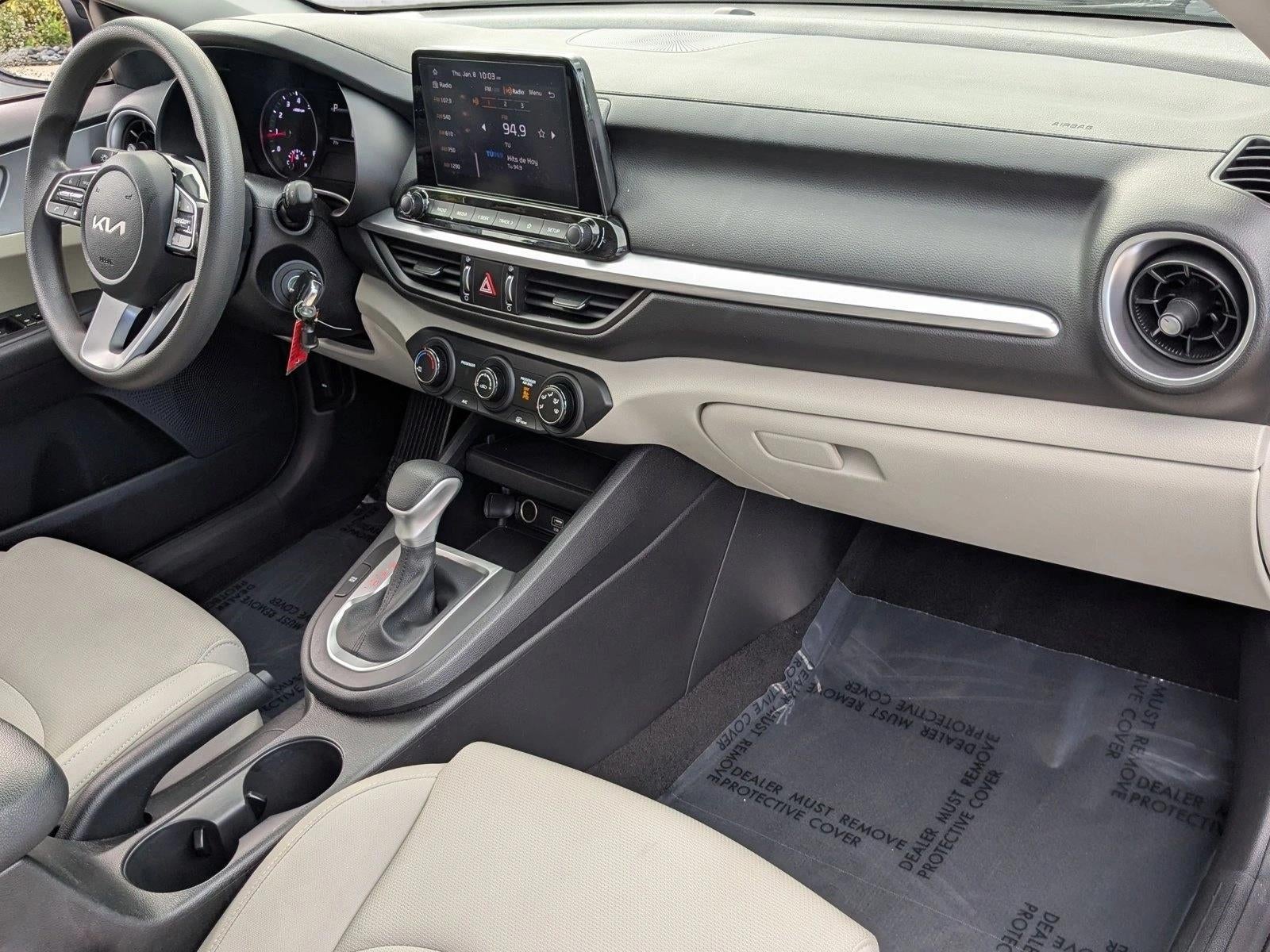 2023 Kia Forte LXS IVT