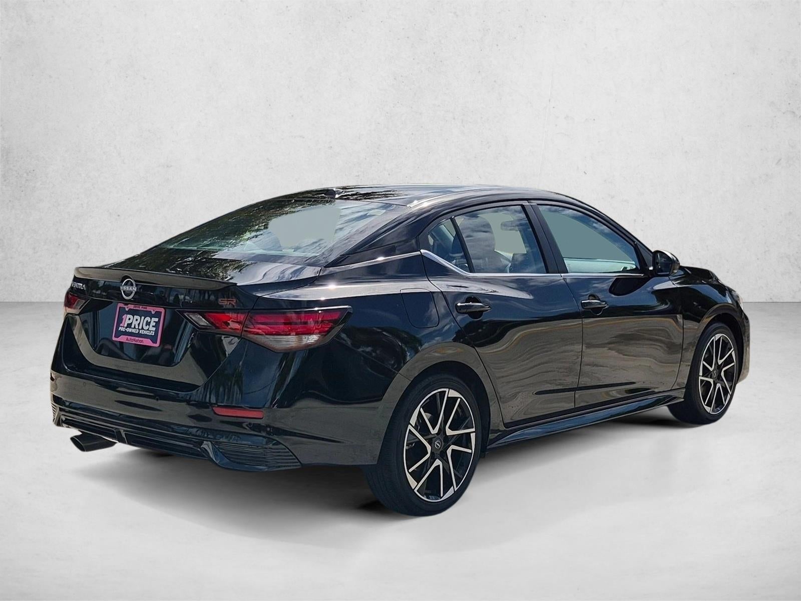 2025 Nissan Sentra SR CVT