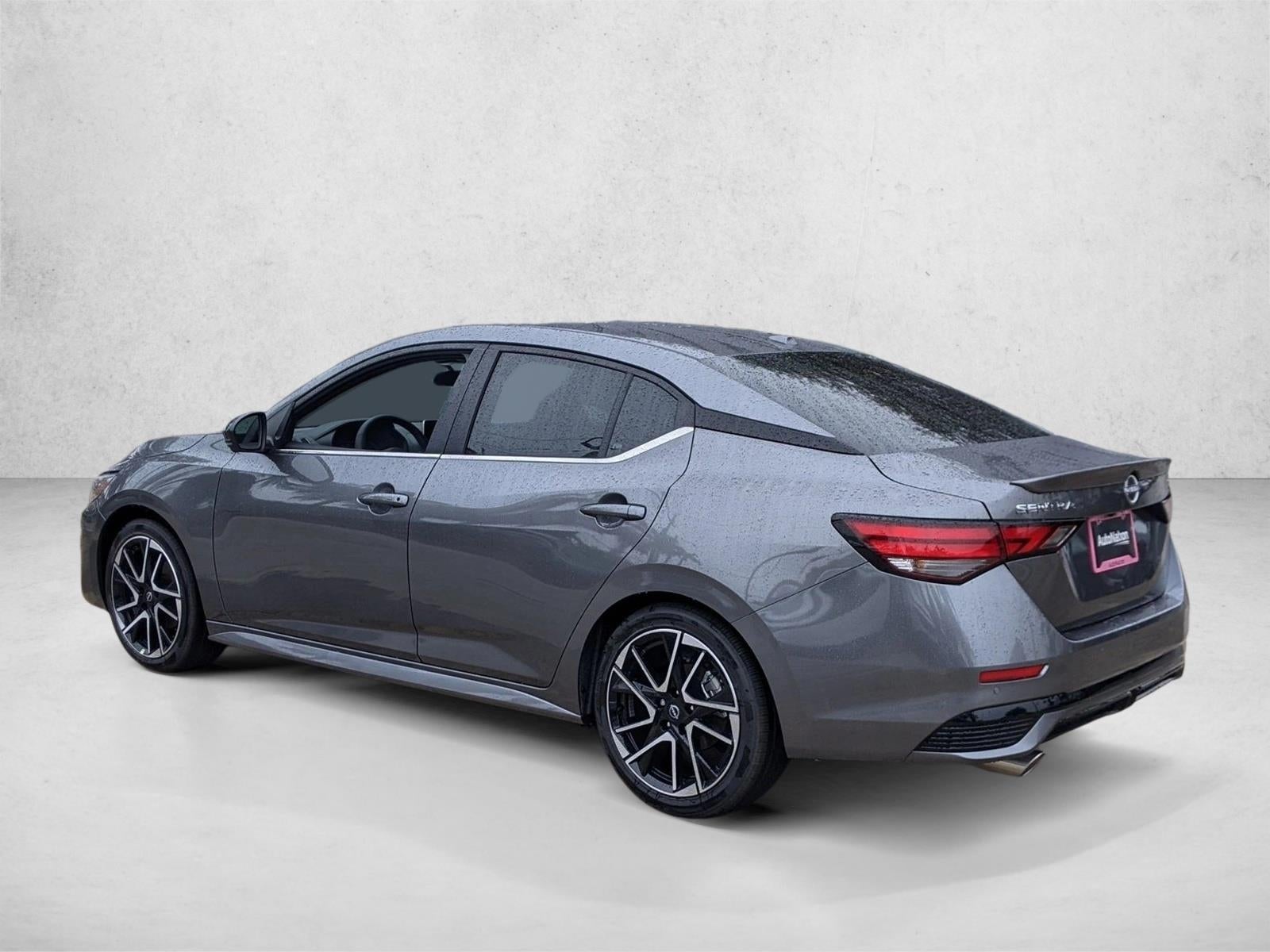 2025 Nissan Sentra SR CVT