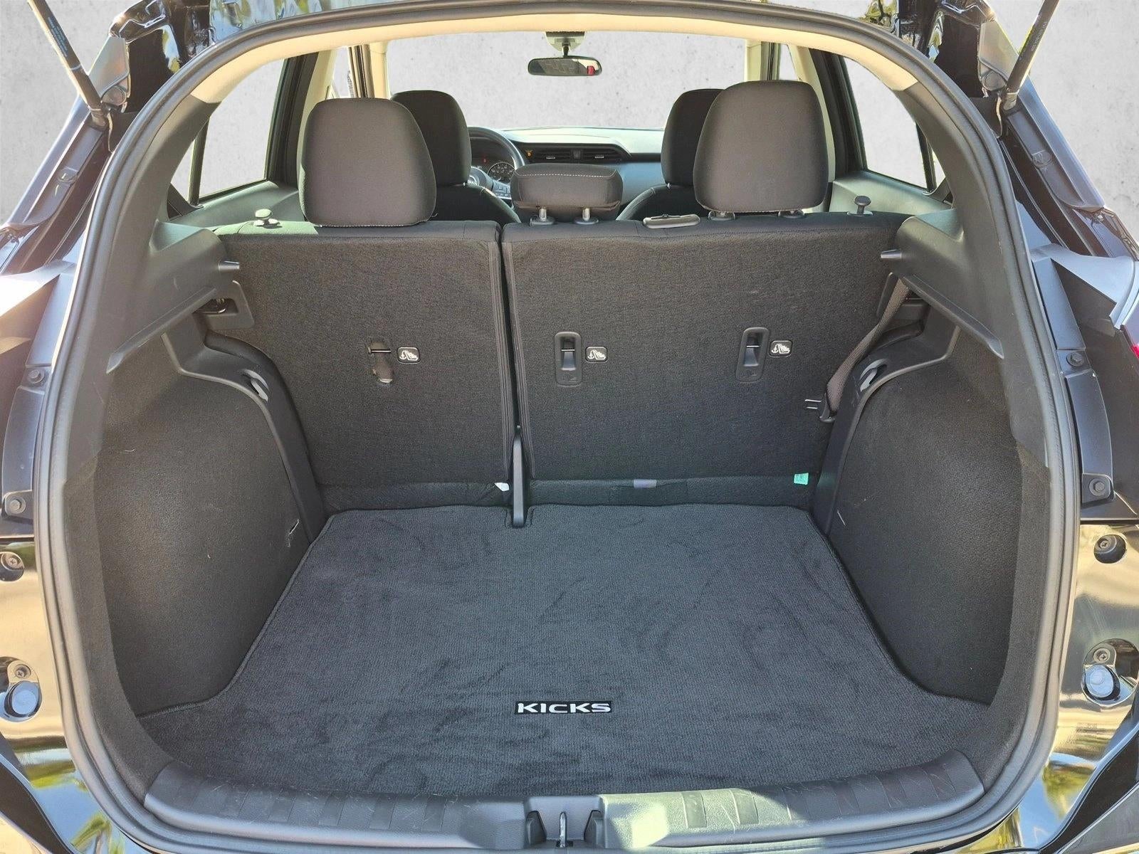 2023 Nissan Kicks SV FWD