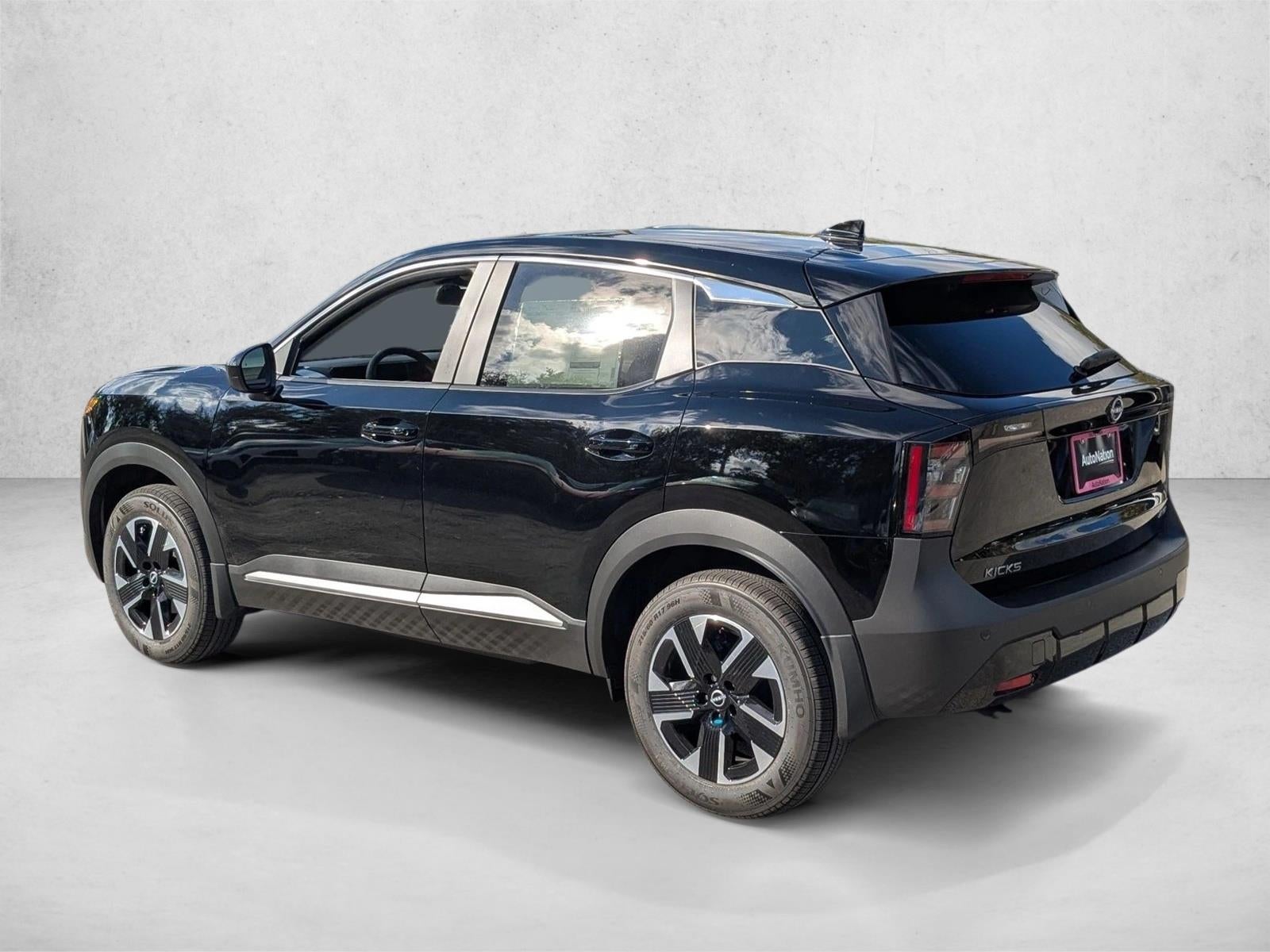 2025 Nissan Kicks SV AWD